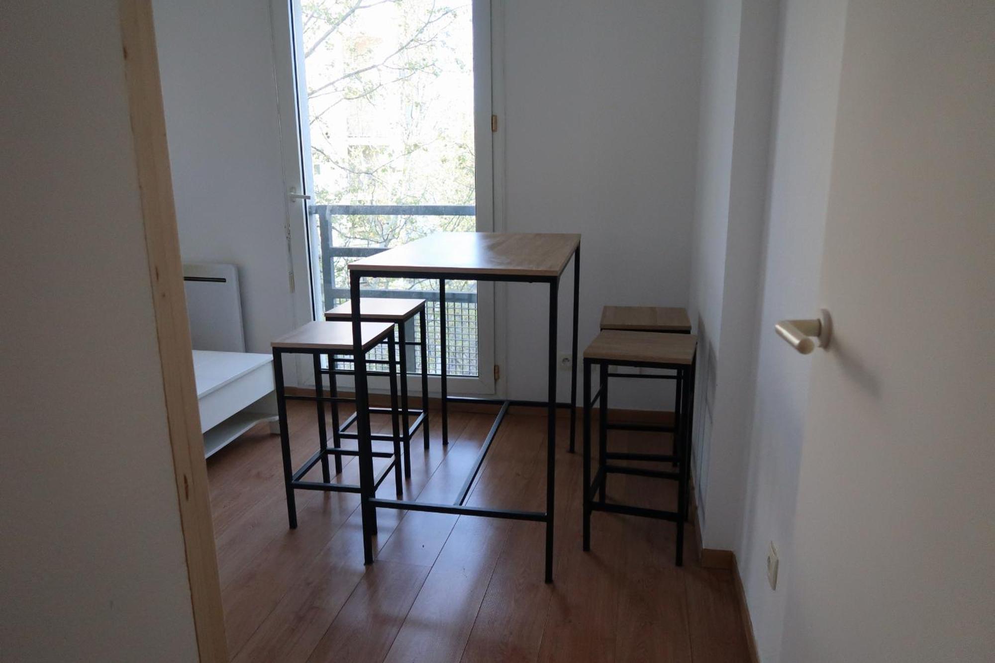 Appartement Avec Vue Sur Le Lez Монпелие Екстериор снимка